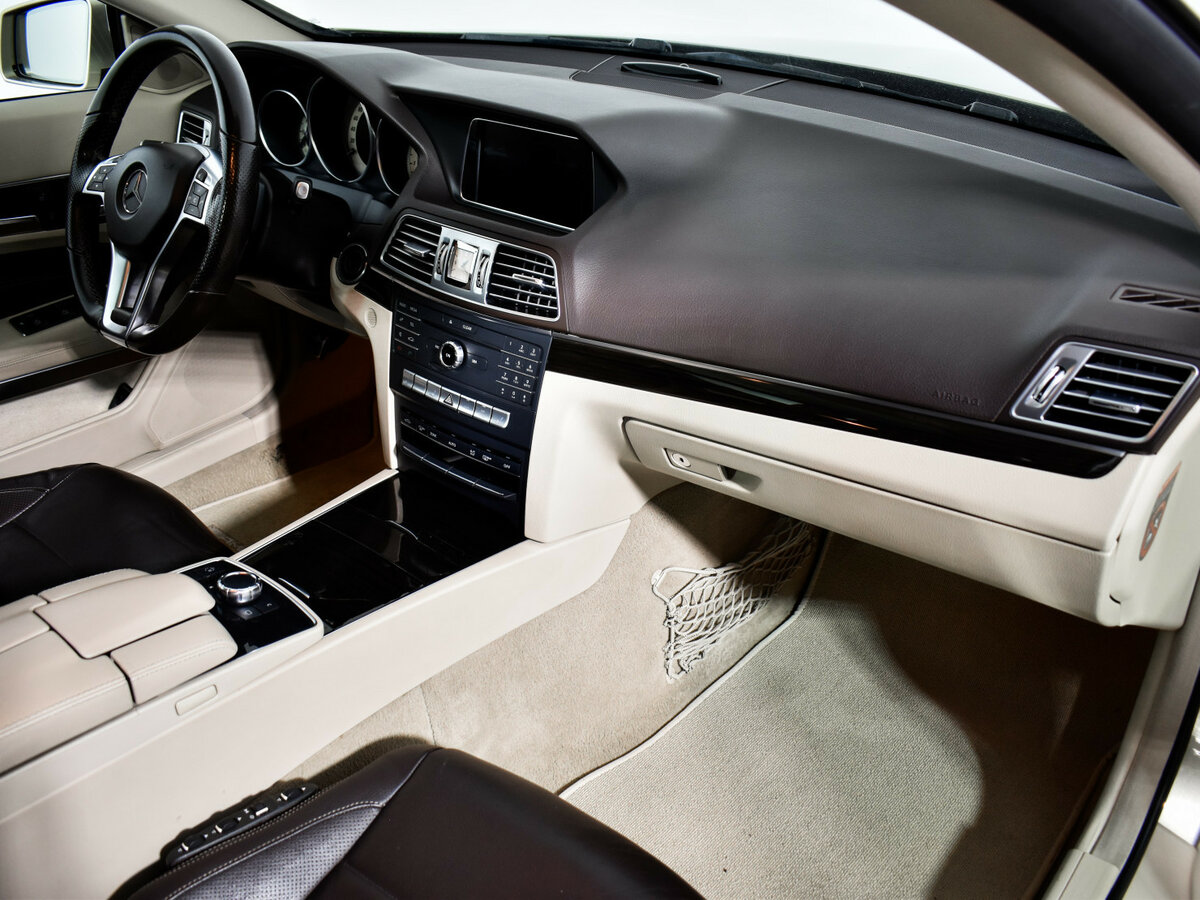 Mercedes-Benz E-Класс 2016 года с пробегом. Фото: #11