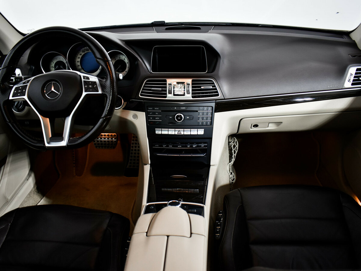 Mercedes-Benz E-Класс 2016 года с пробегом. Фото: #12