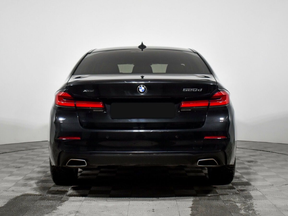 BMW 5 серии 2020 года с пробегом. Фото: #4