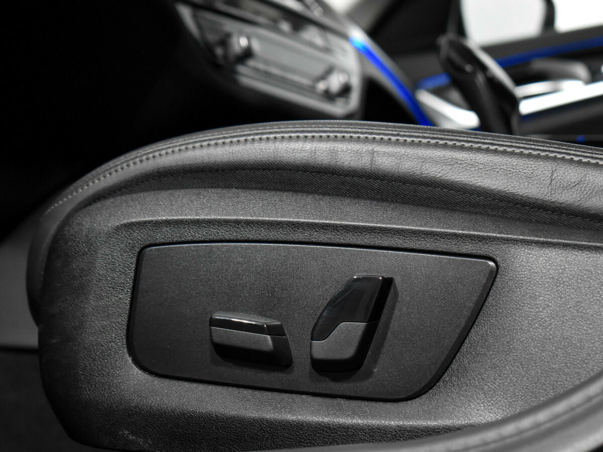 BMW 5 серии 2020 года с пробегом. Фото: #7