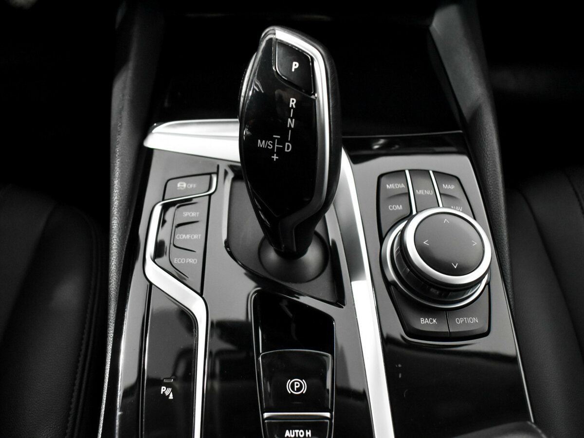 BMW 5 серии 2020 года с пробегом. Фото: #9