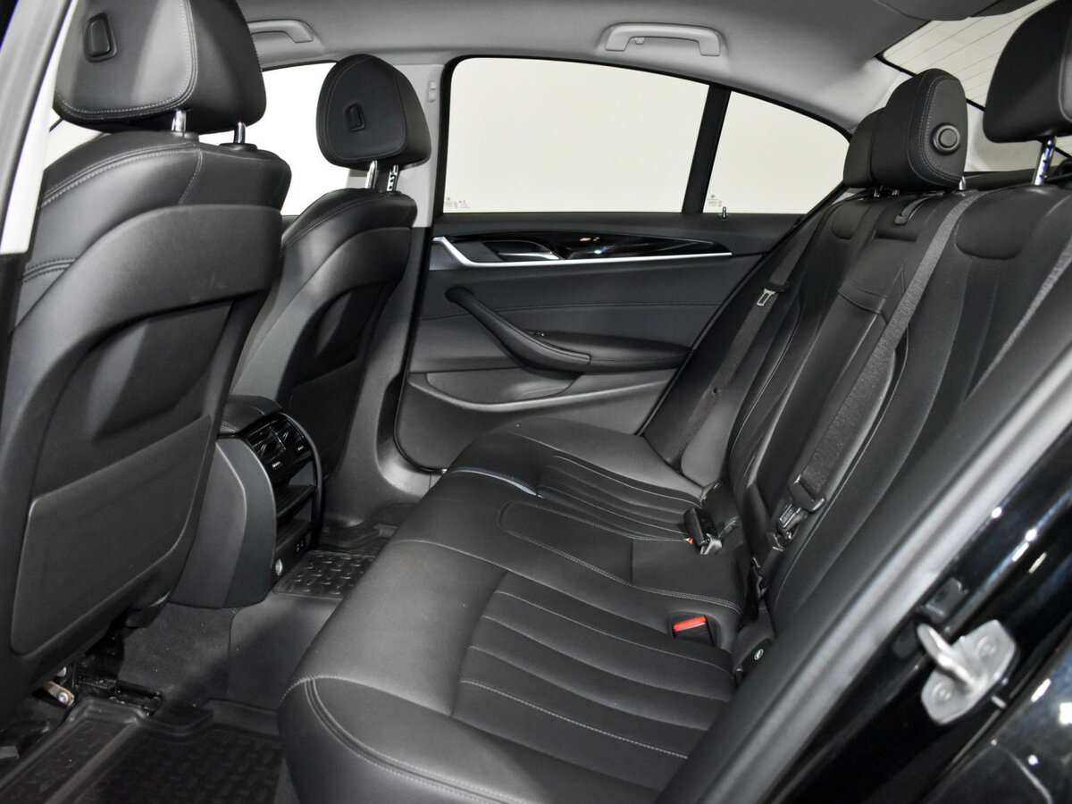 BMW 5 серии 2020 года с пробегом. Фото: #10