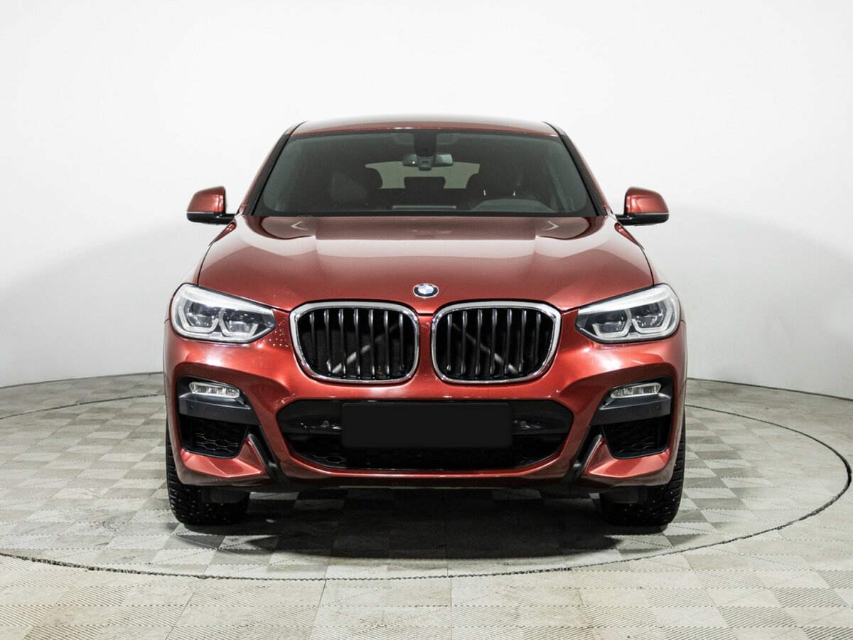 BMW X4 2018 года с пробегом. Фото: #1