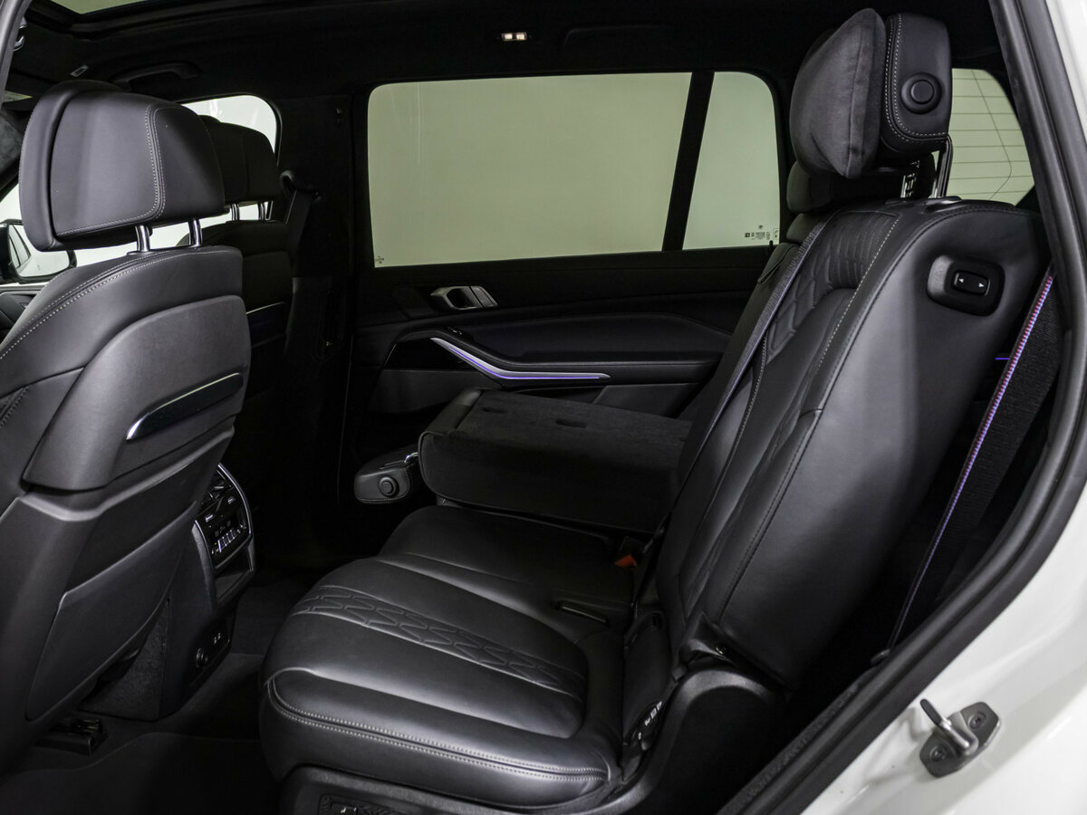 BMW X7 2022 года с пробегом. Фото: #12