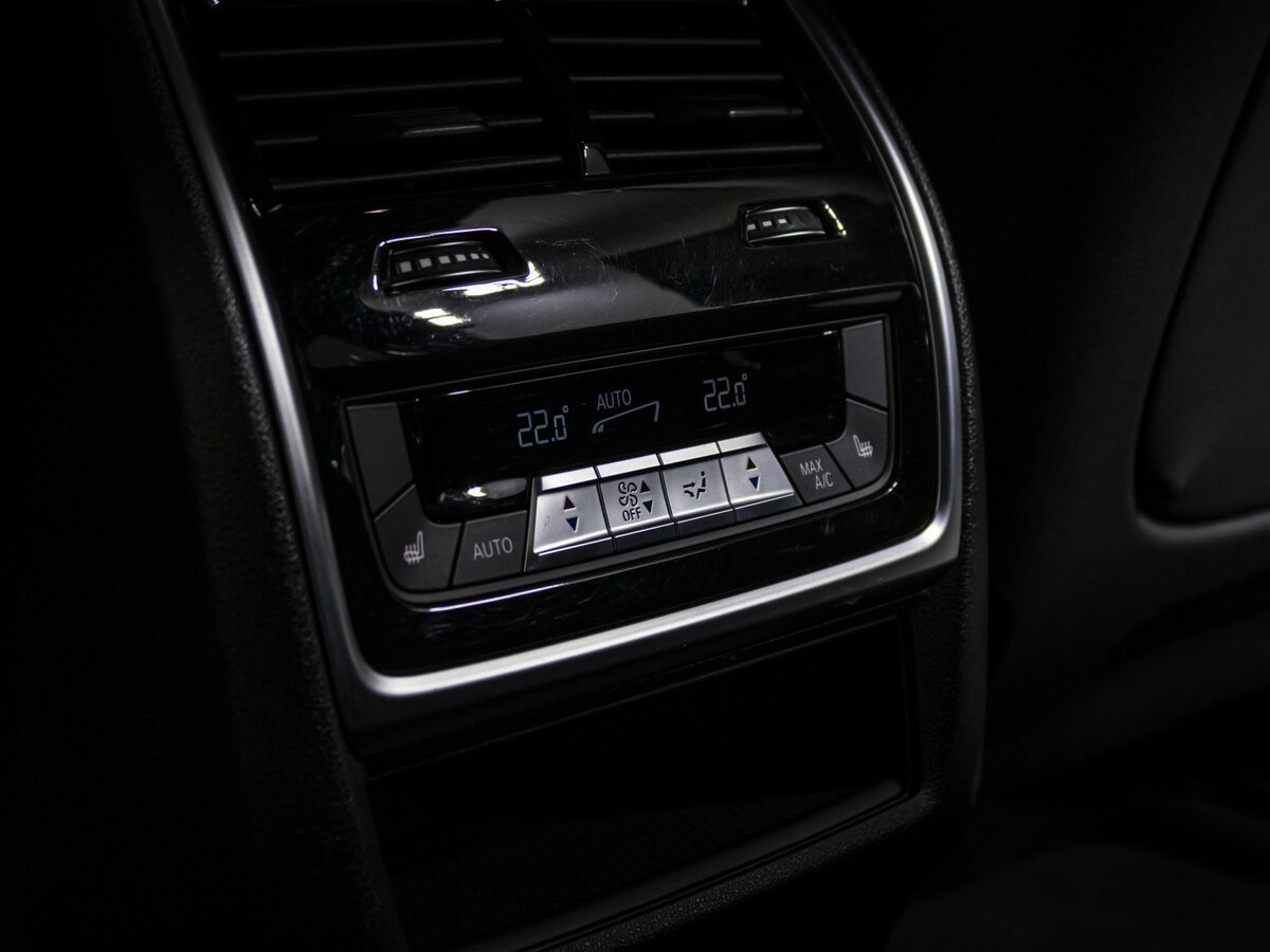 BMW X7 2022 года с пробегом. Фото: #20