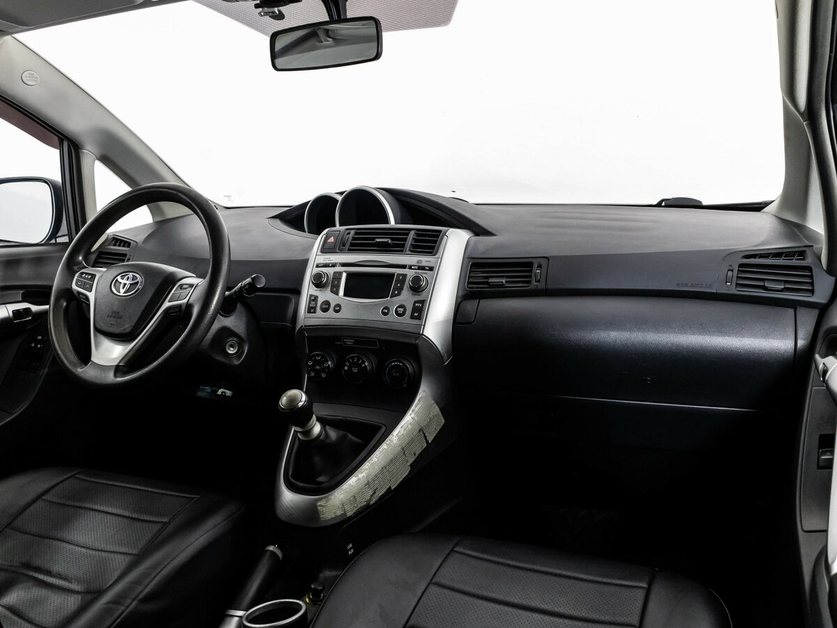 Toyota Verso 2011 года с пробегом. Фото: #6