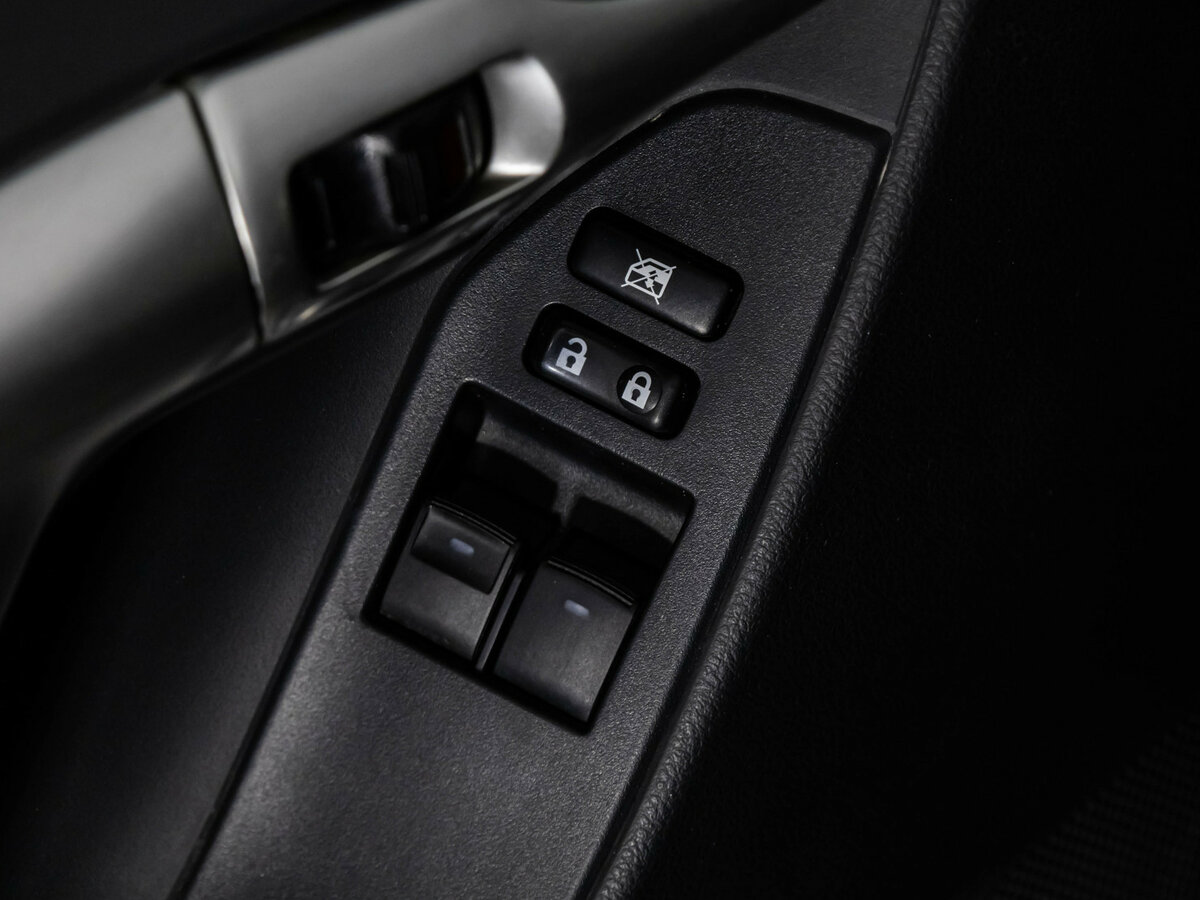 Toyota Verso 2011 года с пробегом. Фото: #11