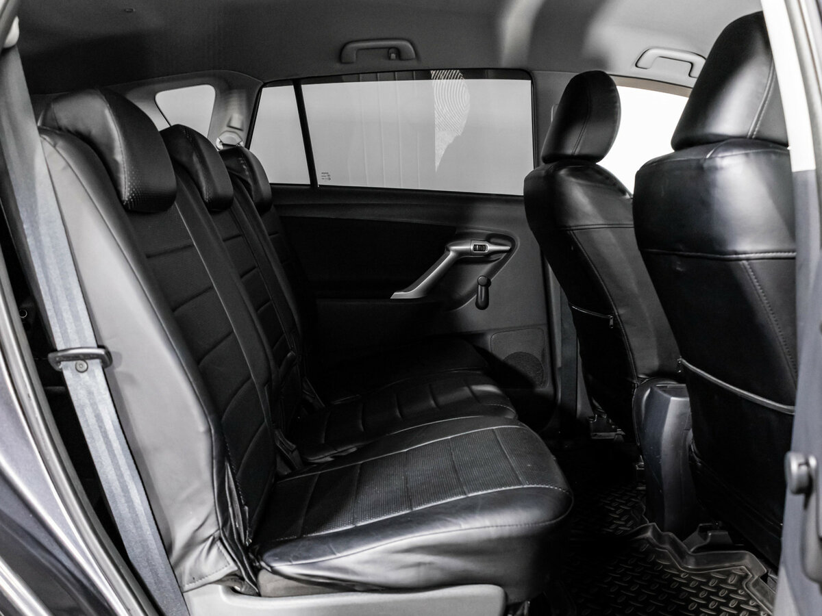 Toyota Verso 2011 года с пробегом. Фото: #12