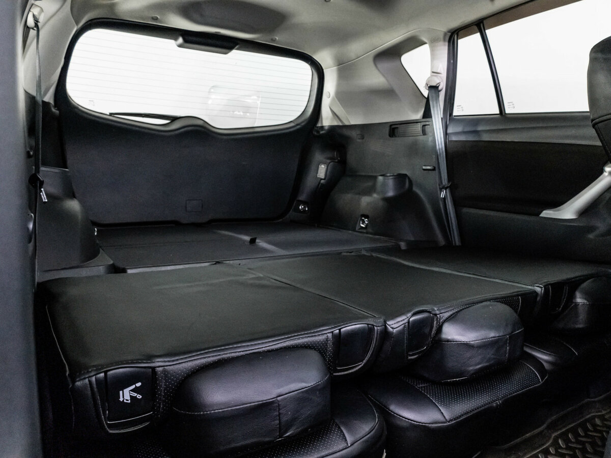 Toyota Verso 2011 года с пробегом. Фото: #15