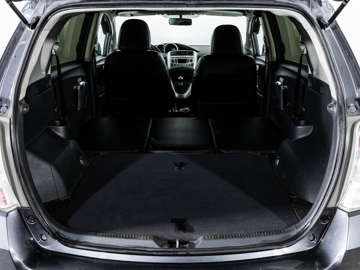 Toyota Verso 2011 года с пробегом. Фото: #16