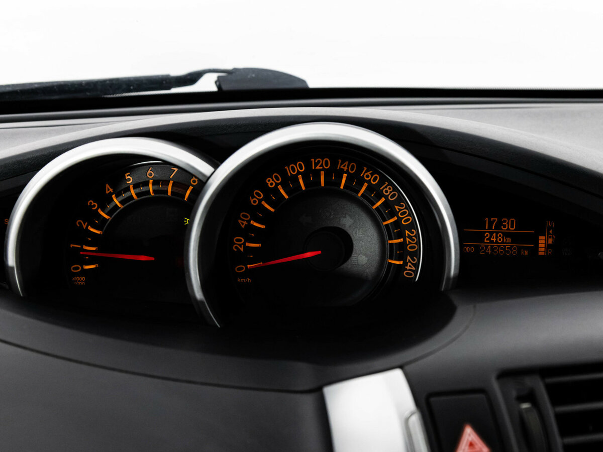 Toyota Verso 2011 года с пробегом. Фото: #17