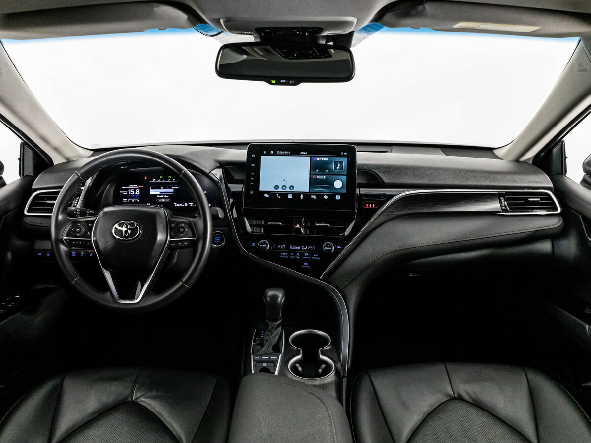 Toyota Camry 2023 года с пробегом. Фото: #11