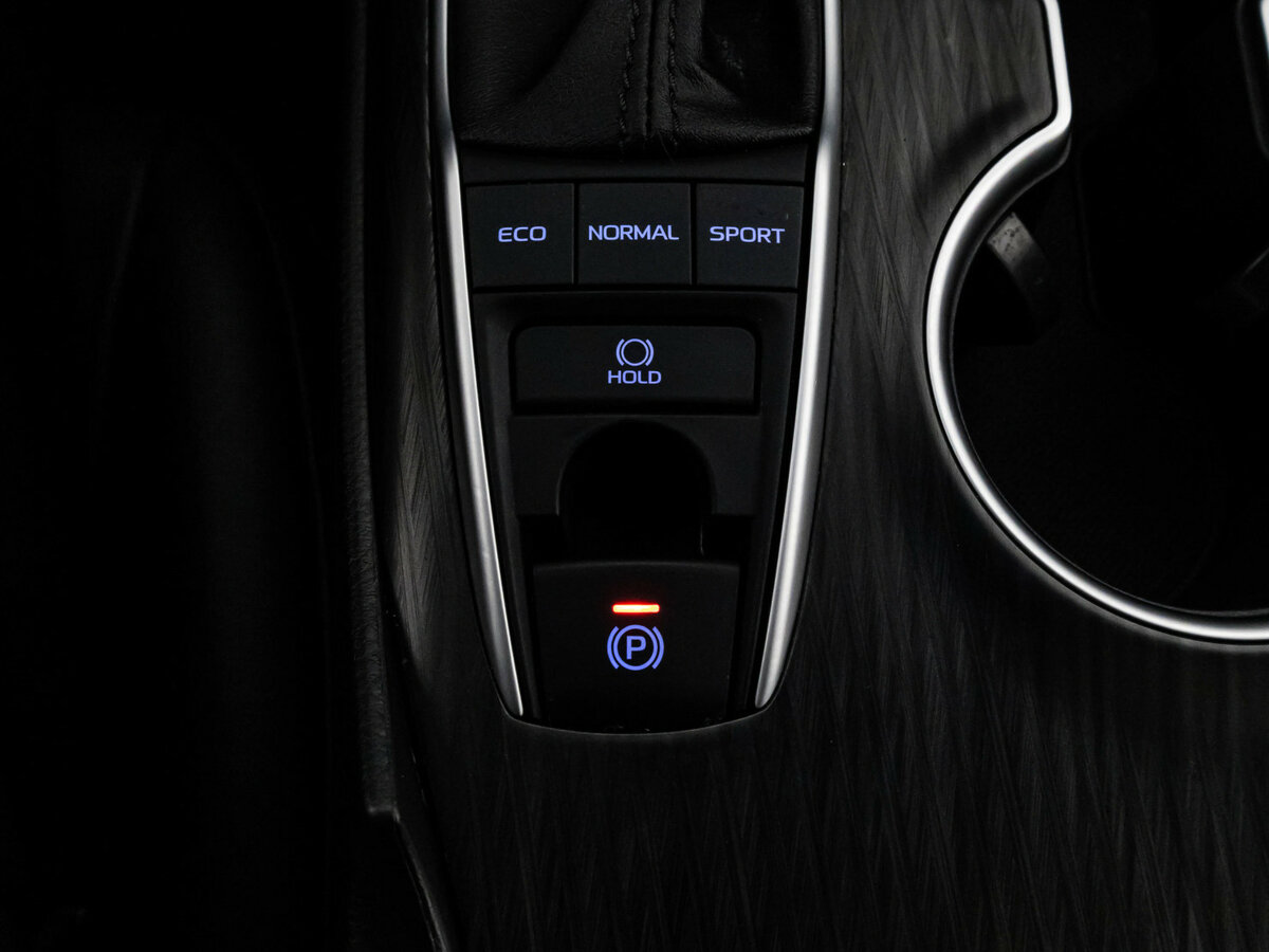 Toyota Camry 2023 года с пробегом. Фото: #16