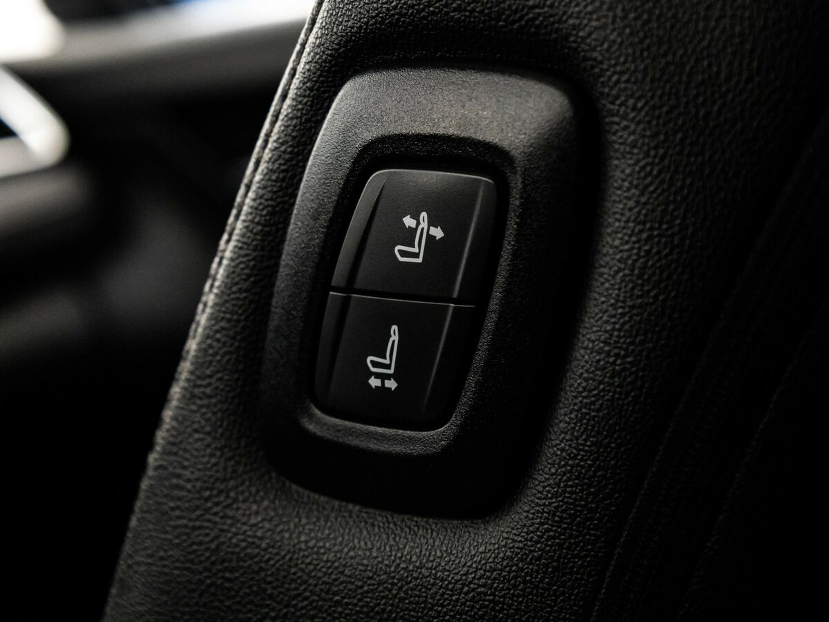 Toyota Camry 2023 года с пробегом. Фото: #27