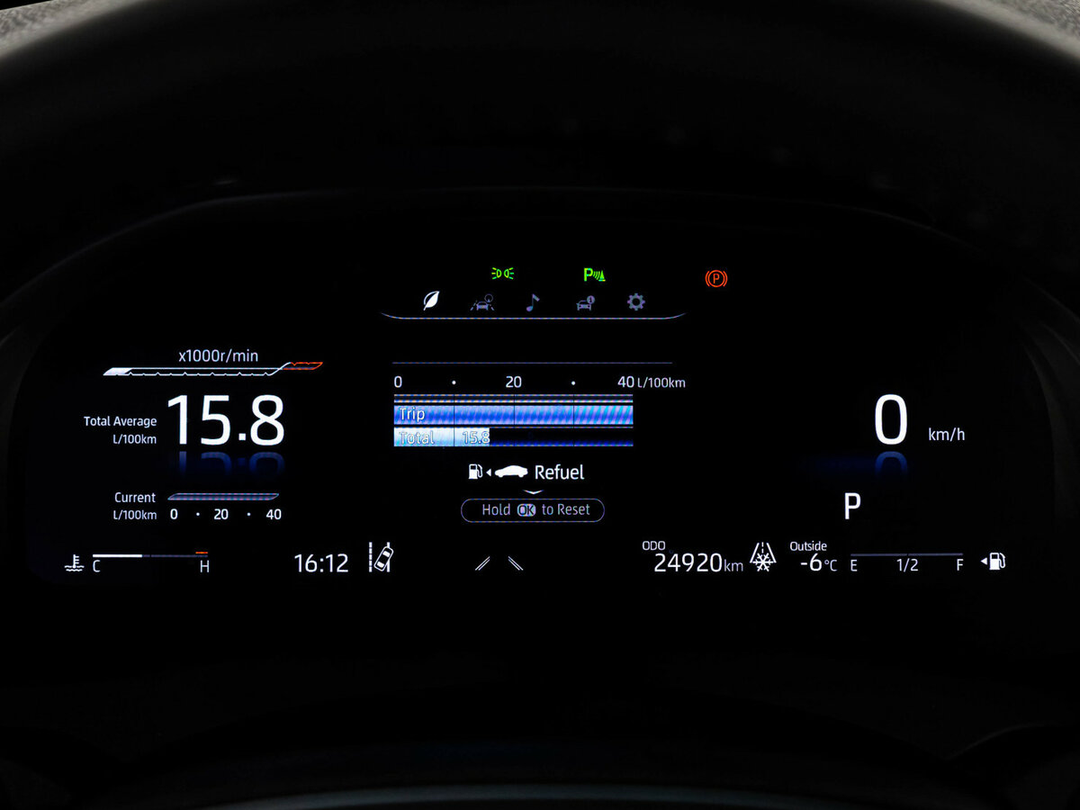 Toyota Camry 2023 года с пробегом. Фото: #31