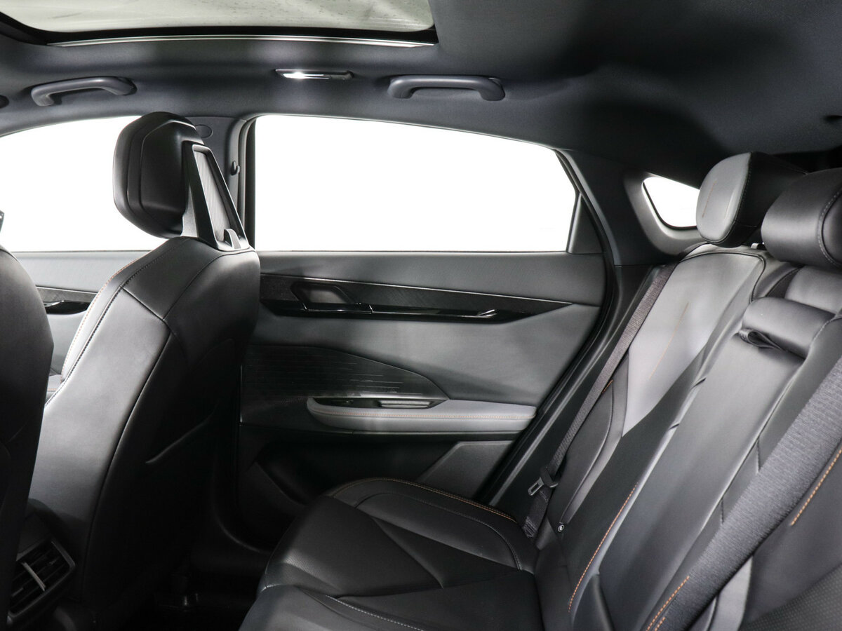 Changan UNI-V 2023 года с пробегом. Фото: #11