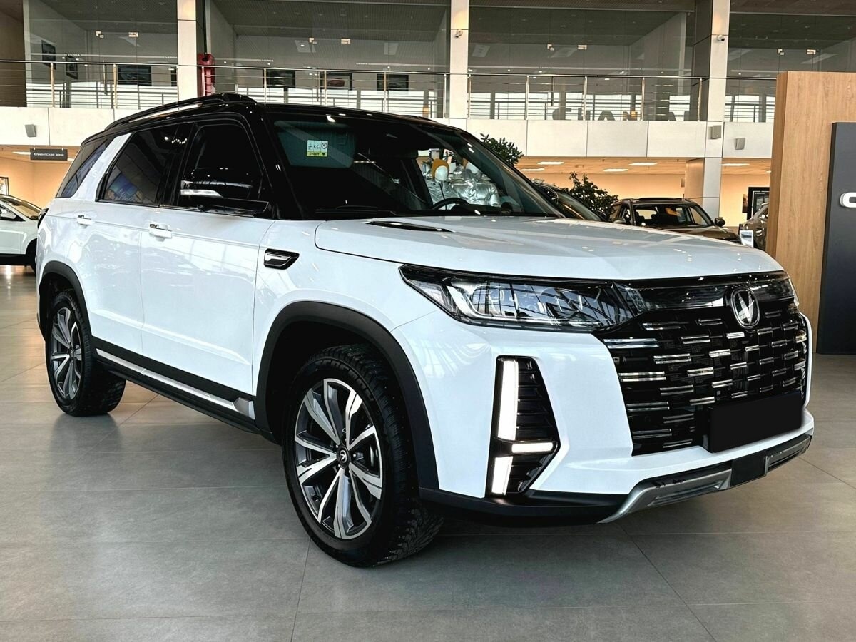 Changan CS95 2023 года с пробегом. Фото: #2