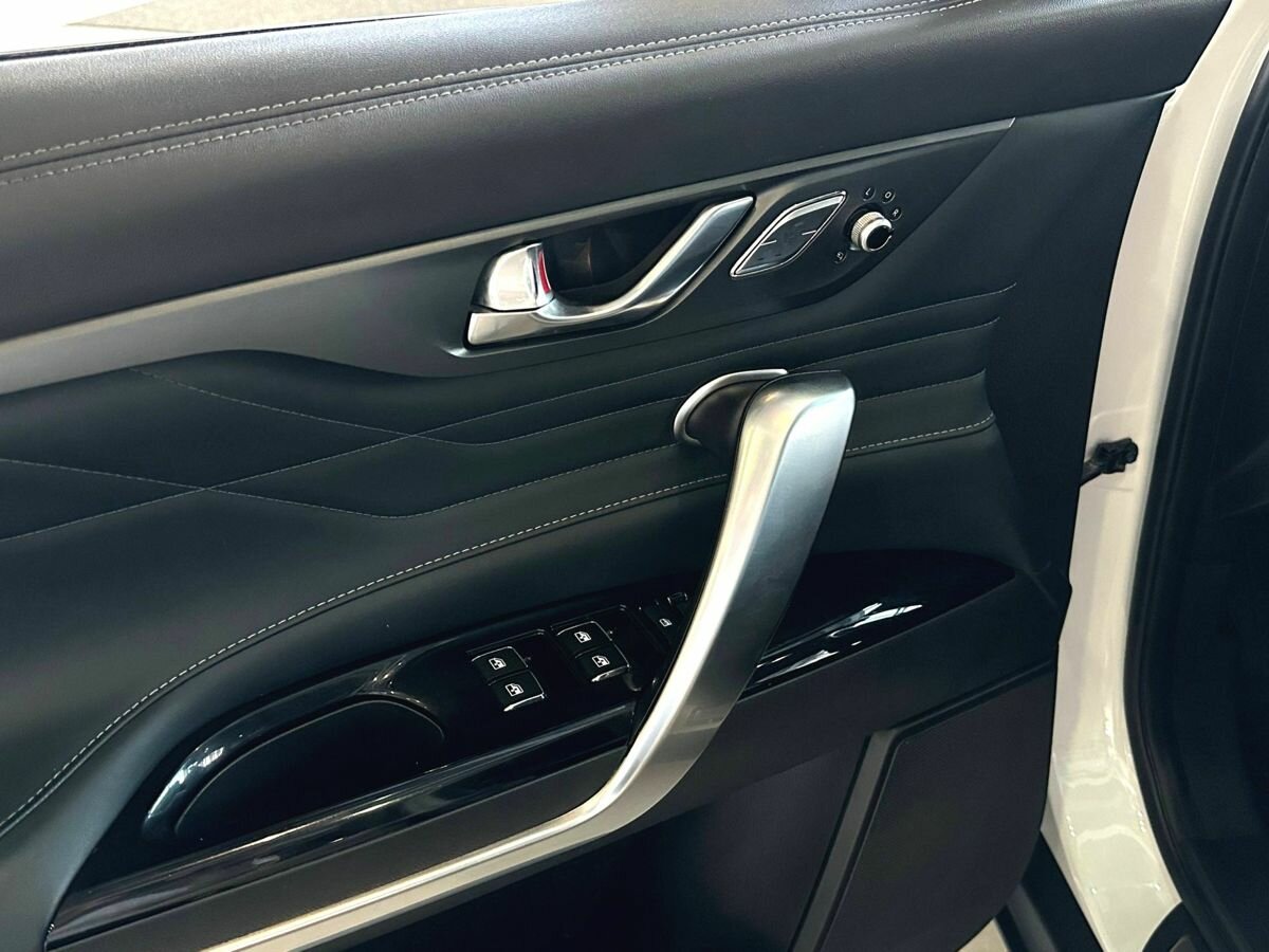 Changan CS95 2023 года с пробегом. Фото: #6