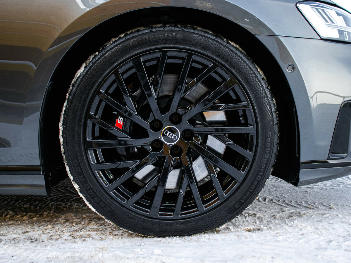 Audi A8 2019 года с пробегом. Фото: #12