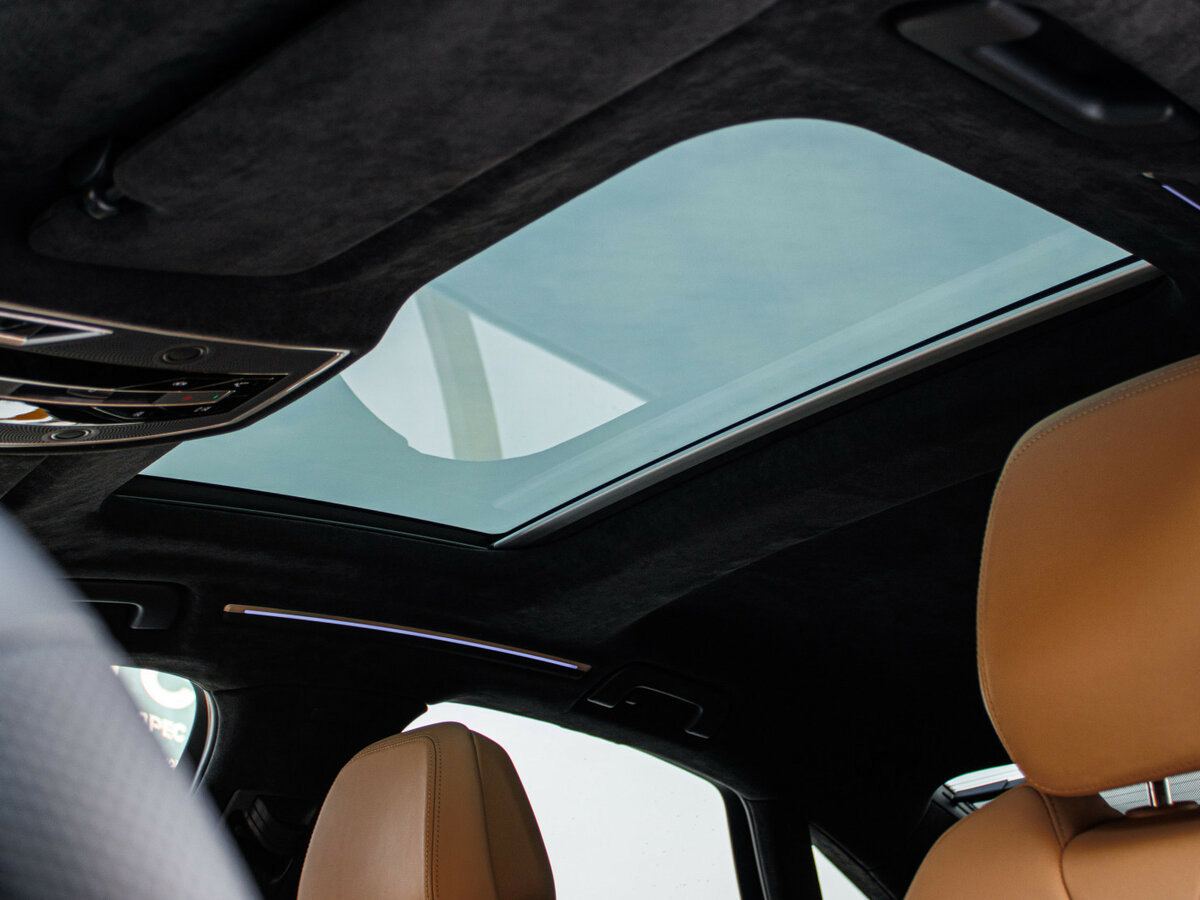 Audi A8 2019 года с пробегом. Фото: #18