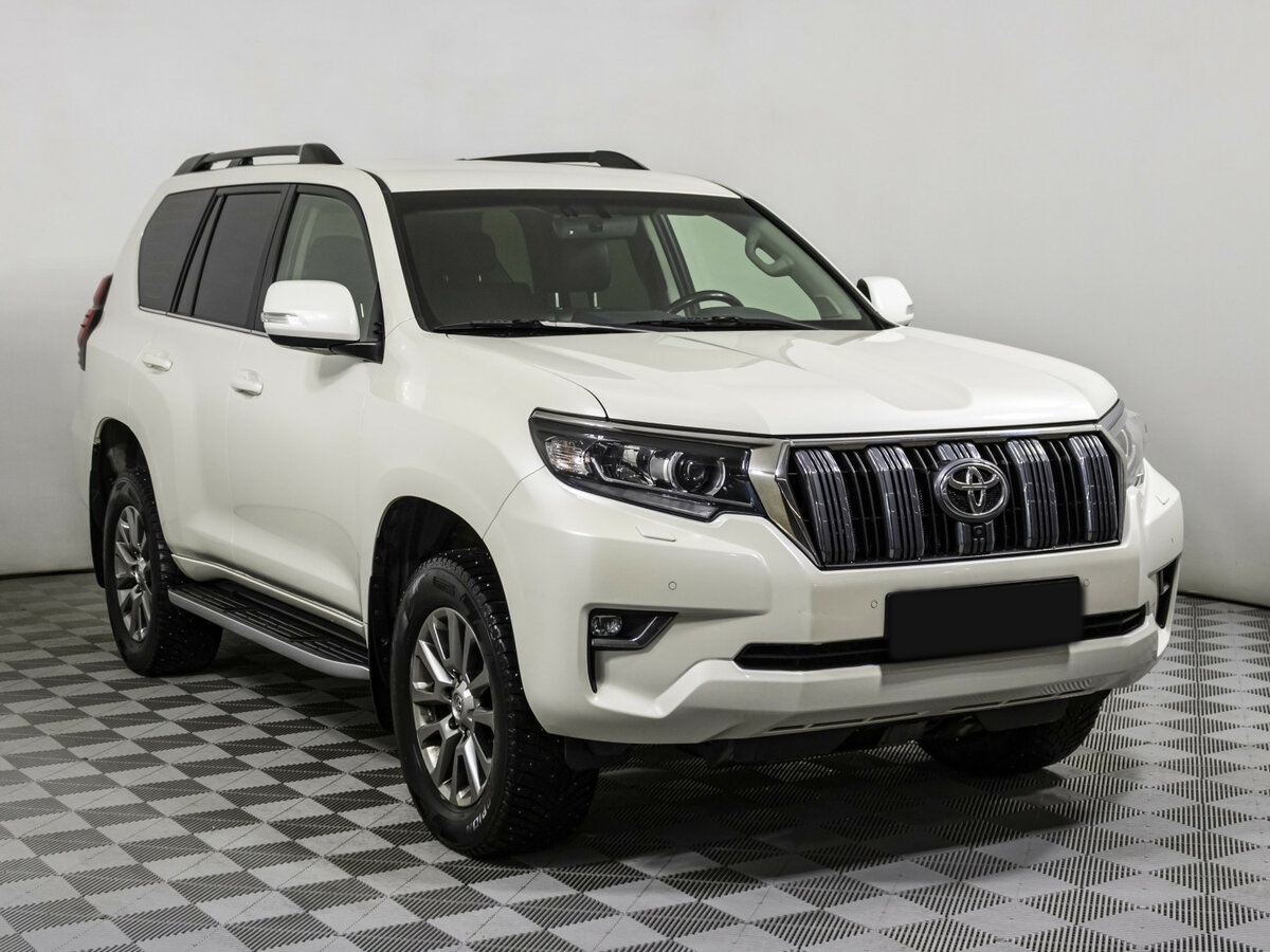 Toyota Land Cruiser Prado 2020 года с пробегом. Фото: #2