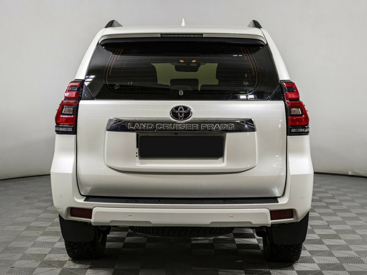 Toyota Land Cruiser Prado 2020 года с пробегом. Фото: #4