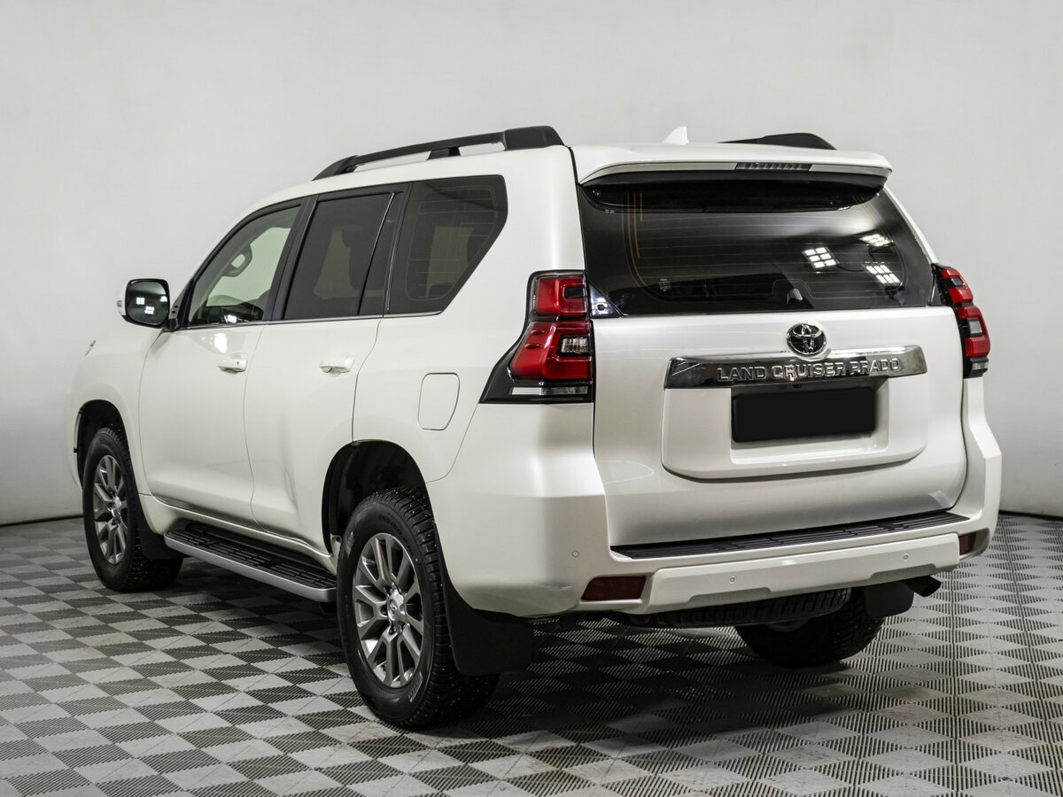Toyota Land Cruiser Prado 2020 года с пробегом. Фото: #5