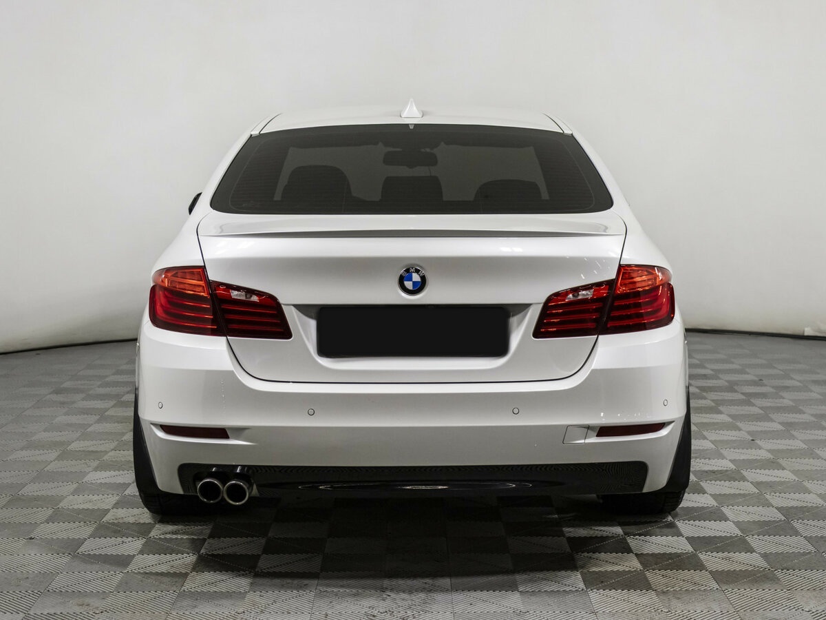 BMW 5 серии 2016 года с пробегом. Фото: #4