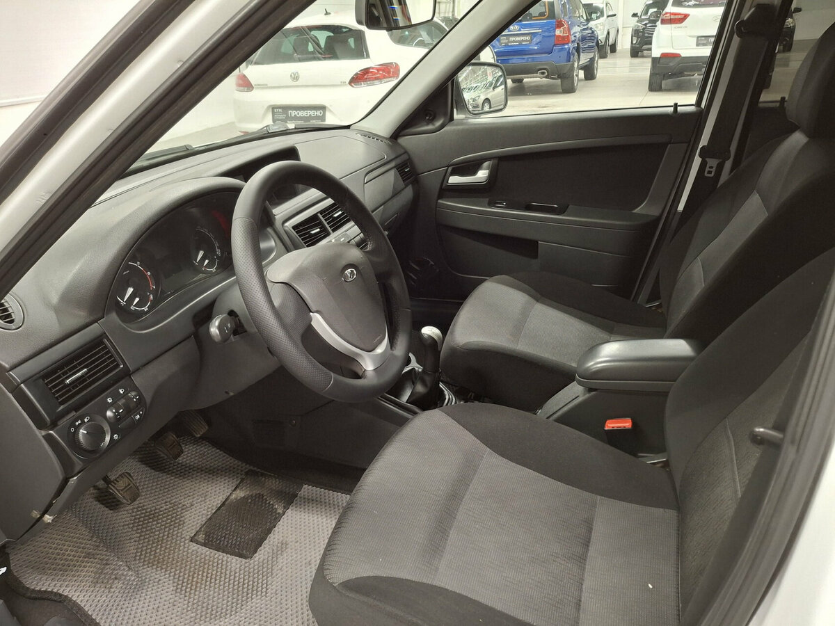 Lada (ВАЗ) Priora 2017 года с пробегом. Фото: #15