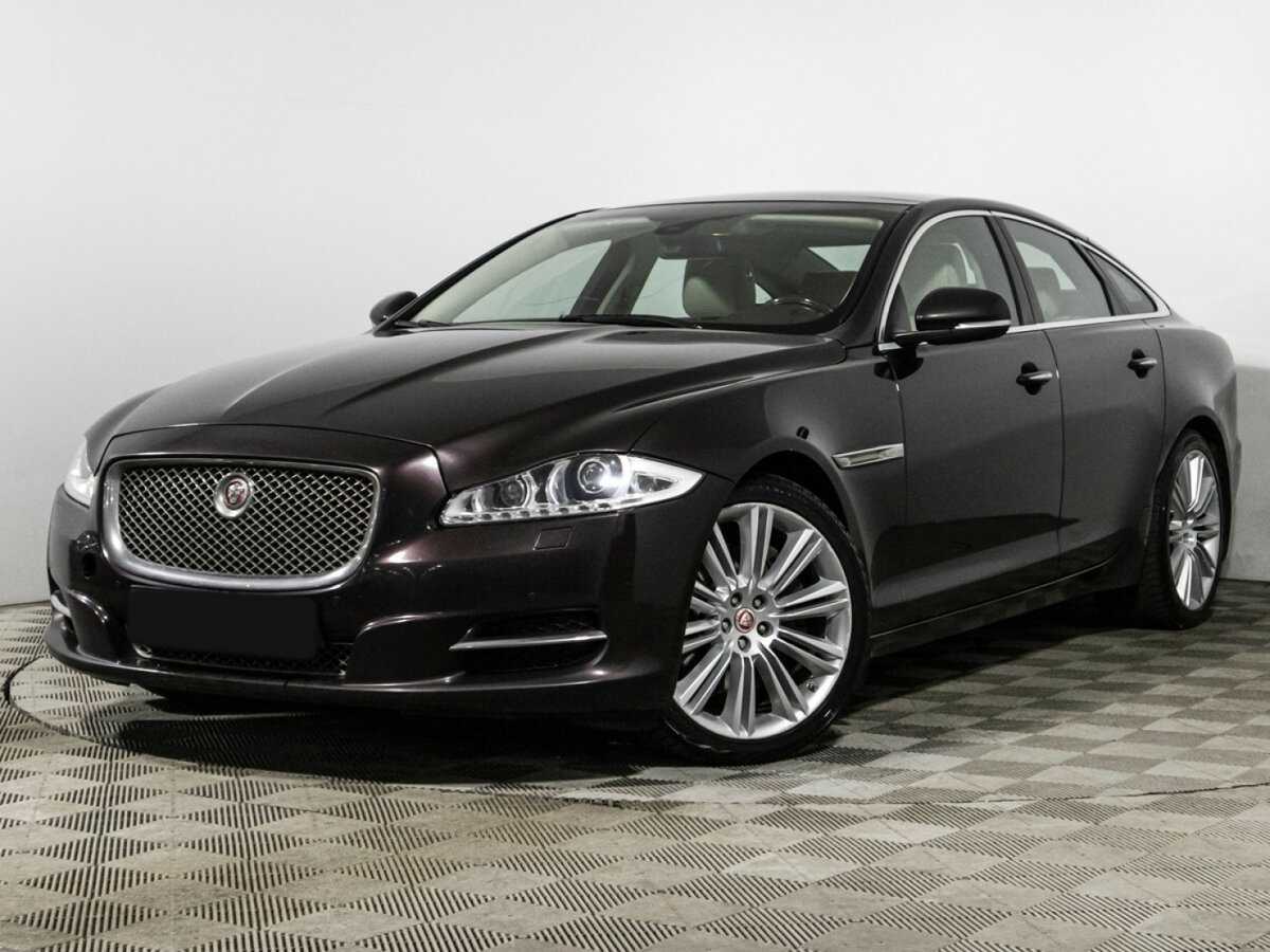 Jaguar XJ