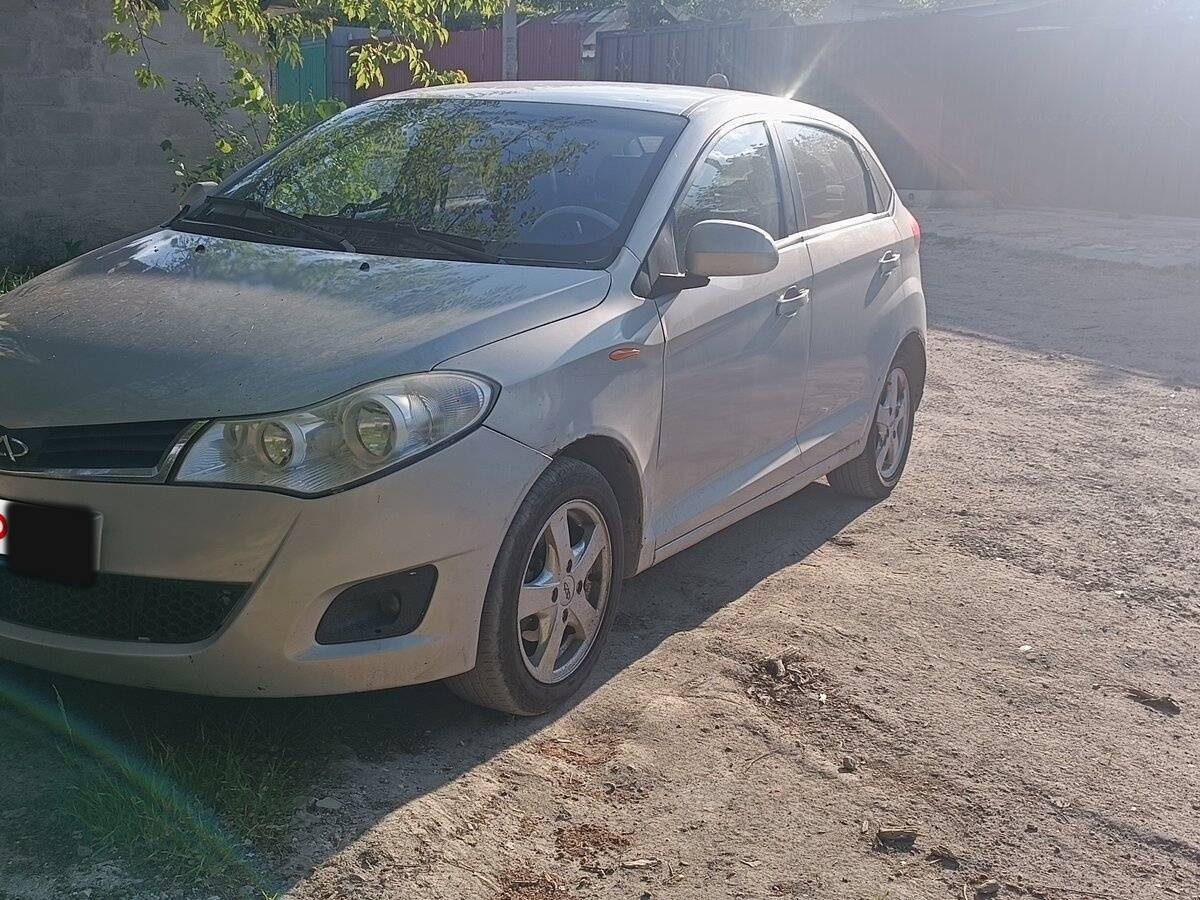 Chery Very (A13)
